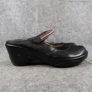 J-41 Shoes Womens 9 Clogs Slip On Leather Comfort Adventure On Adjustable Strap